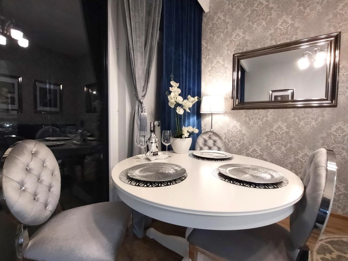 Prymasa Tysiaclecia 83A City Center Viev Sperate Bedroom By Perfect Apart 530 Warschau Exterior foto
